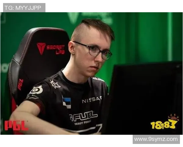 WE战队在CSGO比赛中的压制表现与战术得失分析 WE战队在CSGO比赛中的压制表现与战术得失分析